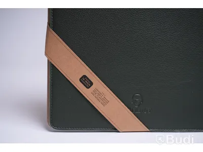 Läderfodral för MACBOOK PRO / WOOLNUT / 16-INCH